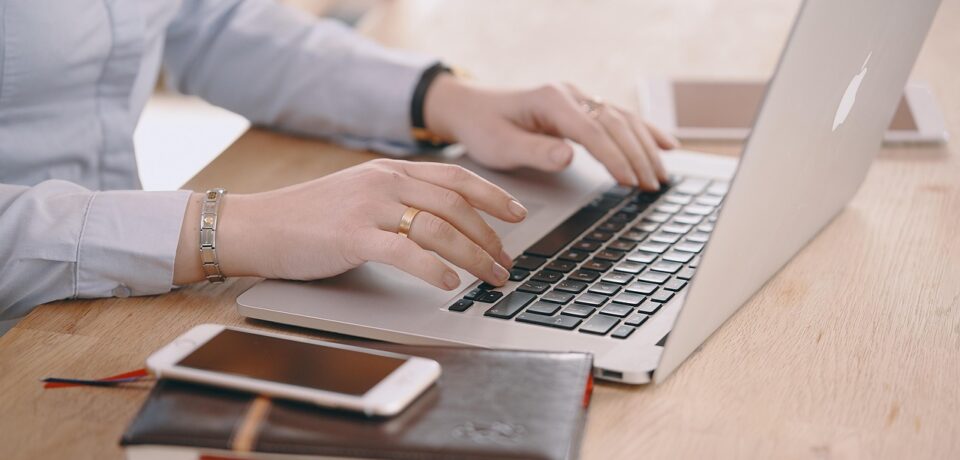 BizoraCRM Custom Software Solutions414